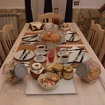 La Casetta Bed & Breakfast 4*