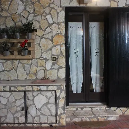 לינה וארוחת בוקר La Casetta פלרמו